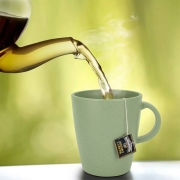 Hot Mug Resylin Dolomit Vert 30cl anti-dérapant BRUNNER